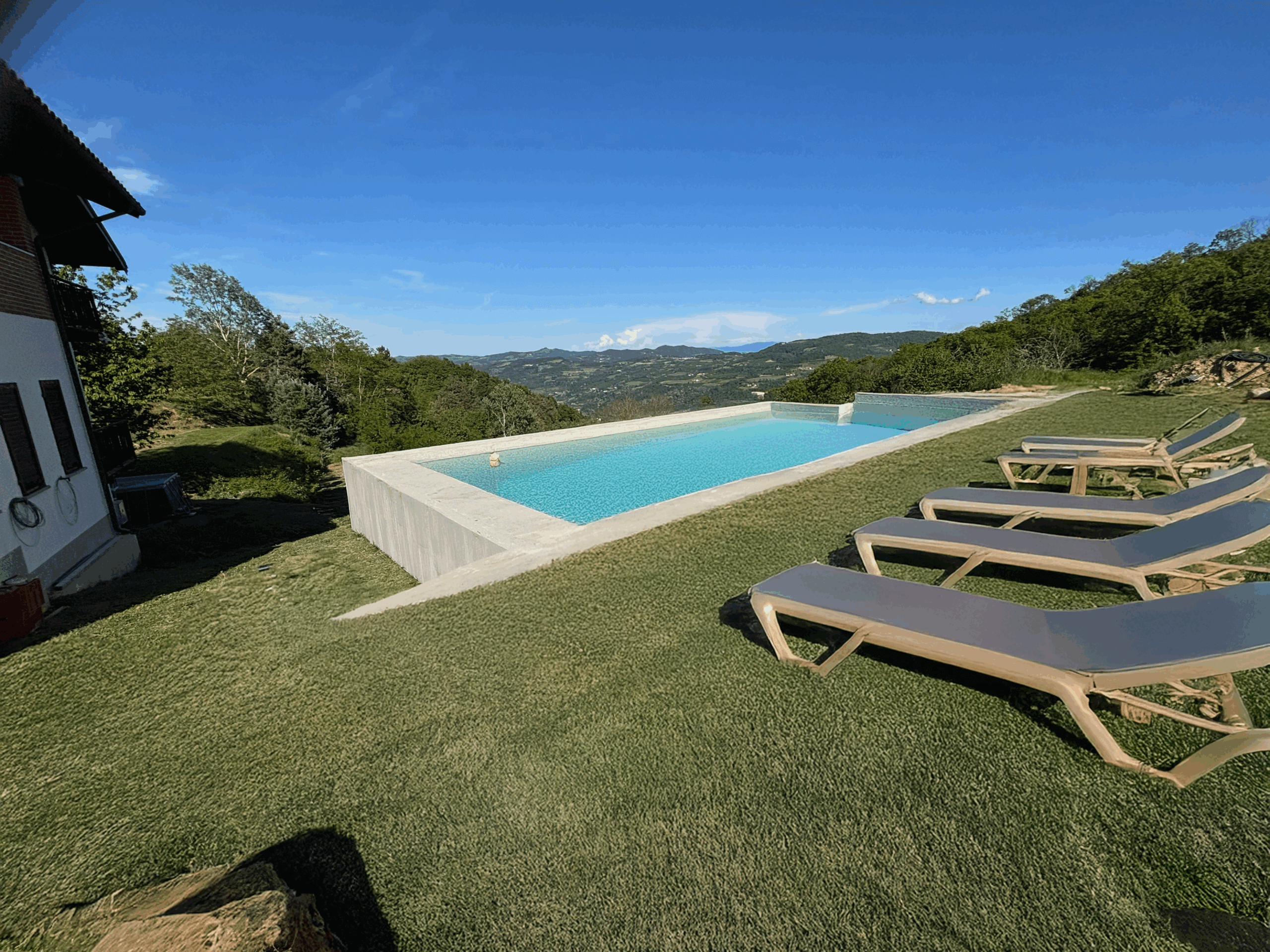 casa-vista-alta-langa-cravanzana-yoga-retreat-locatie